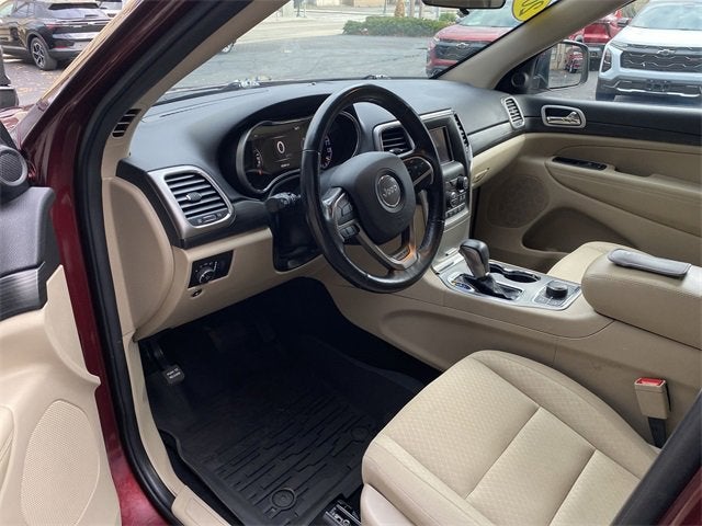 2020 Jeep Grand Cherokee Laredo E