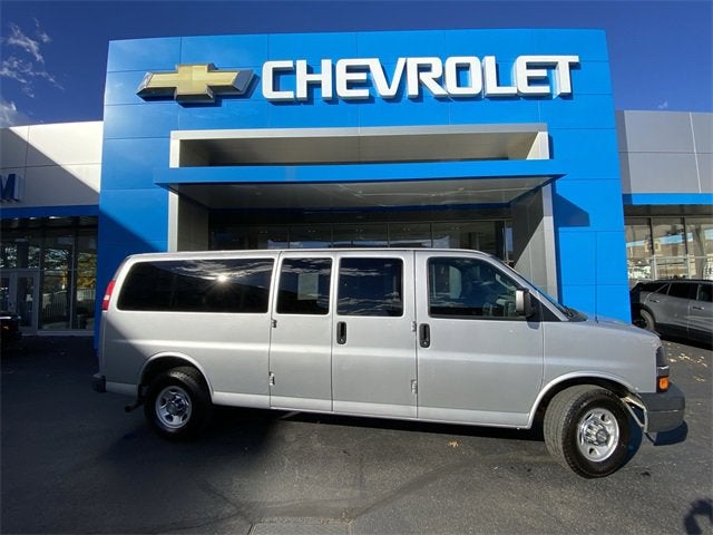 2016 Chevrolet Express Passenger 3500 LT