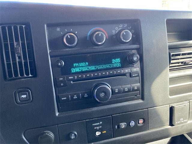 2016 Chevrolet Express Passenger 3500 LT