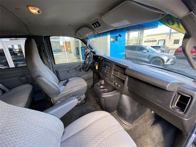 2016 Chevrolet Express Passenger 3500 LT