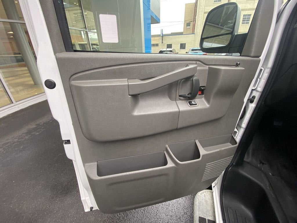 2024 Chevrolet Express Cargo 2500 WT