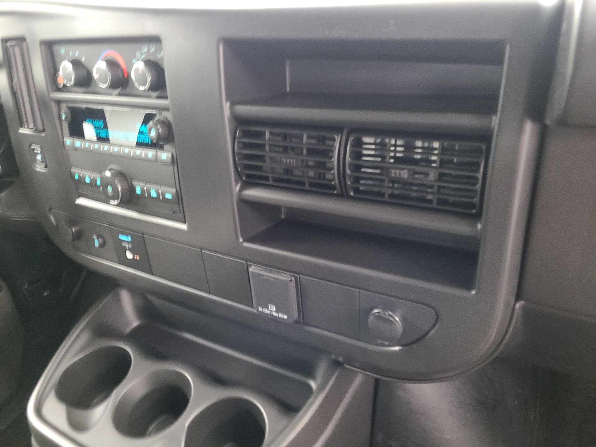2026 Chevrolet Express Cargo WT