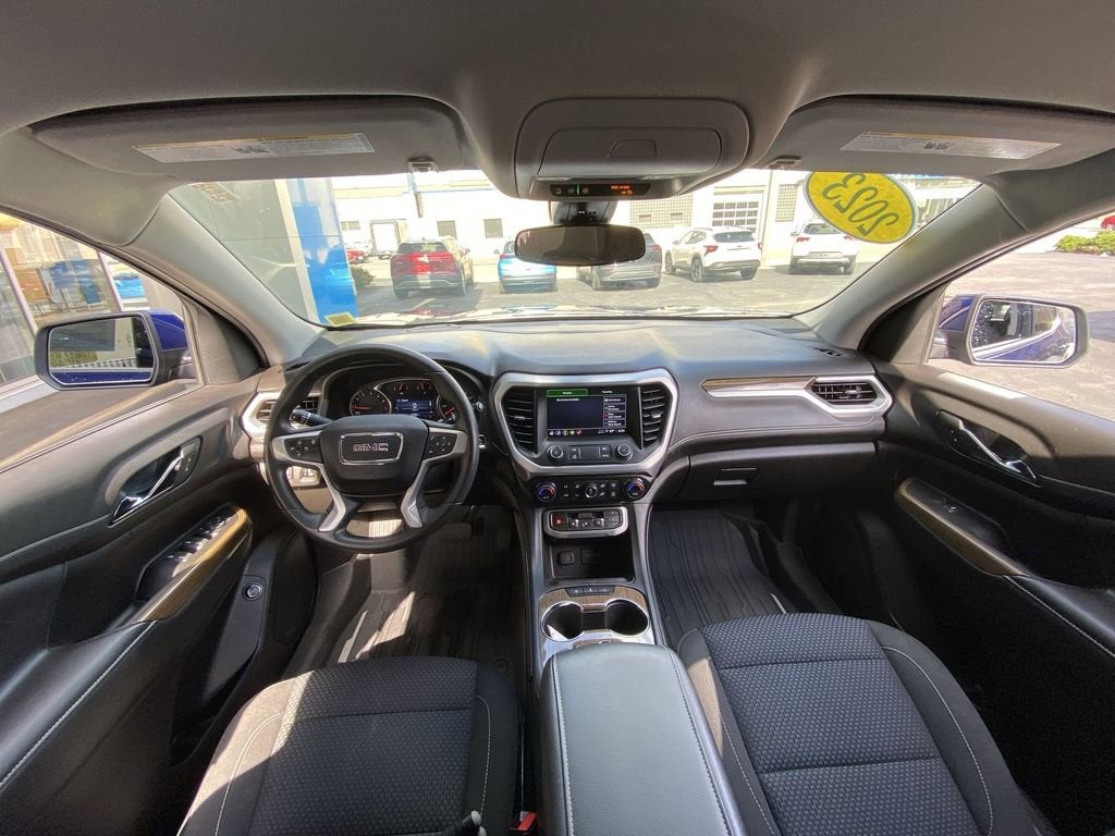 2023 GMC Acadia SLE
