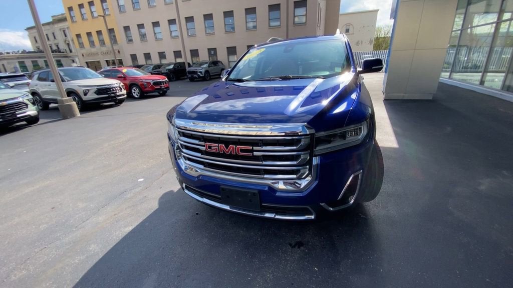 2023 GMC Acadia SLE