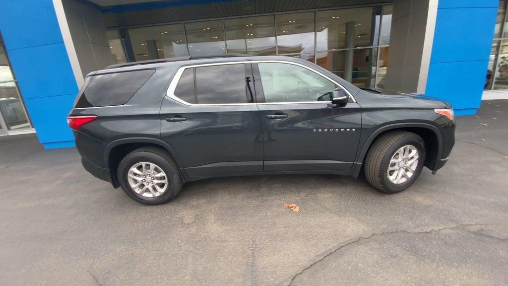 2020 Chevrolet Traverse LT Cloth