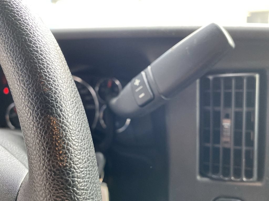 2025 GMC Savana Cargo Work Van