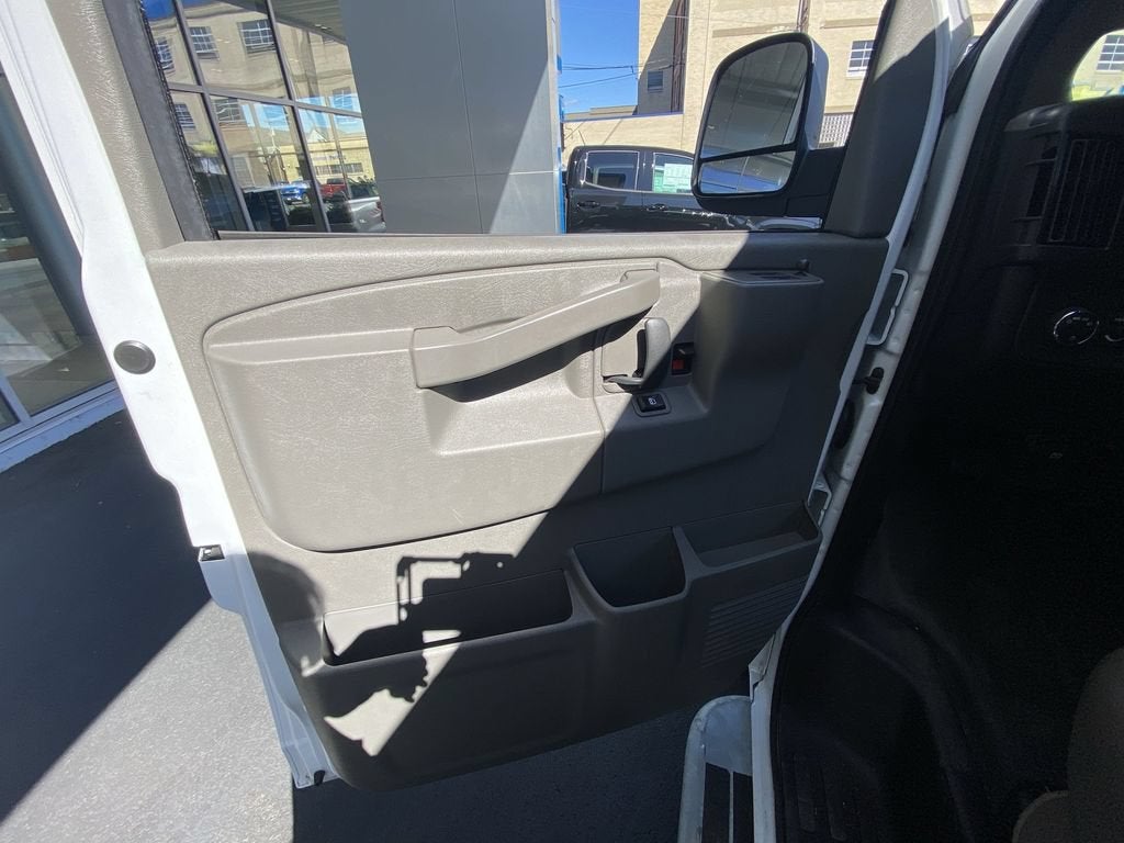2025 GMC Savana Cargo Work Van