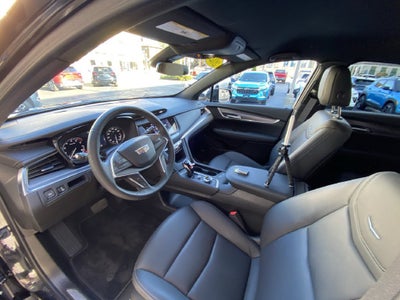 2025 Cadillac XT5 Luxury