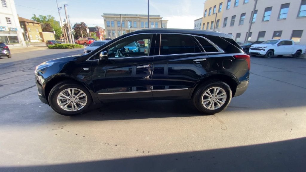 2025 Cadillac XT5 Luxury