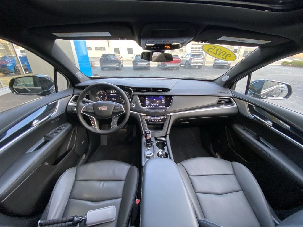 2025 Cadillac XT5 Premium Luxury