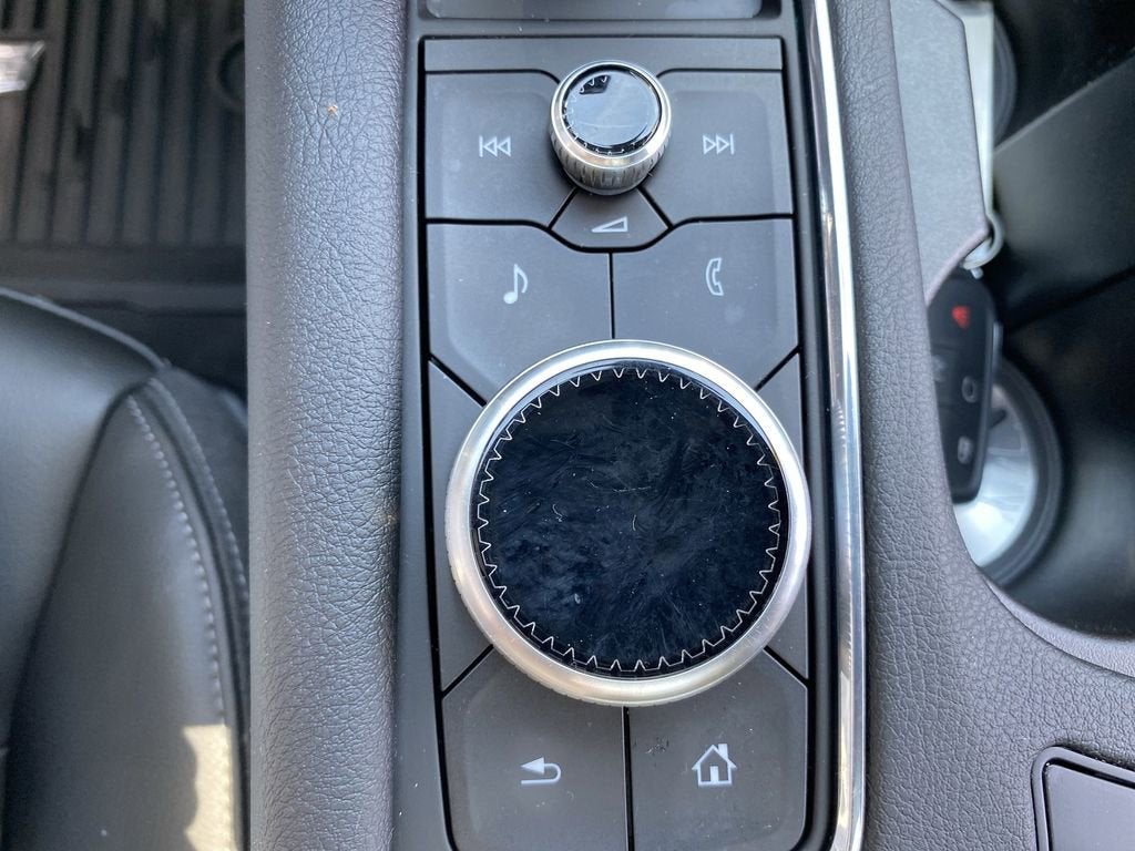 2024 Cadillac XT6 Luxury