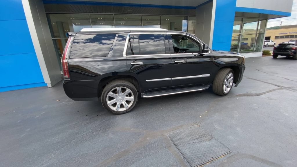 2020 Cadillac Escalade Luxury