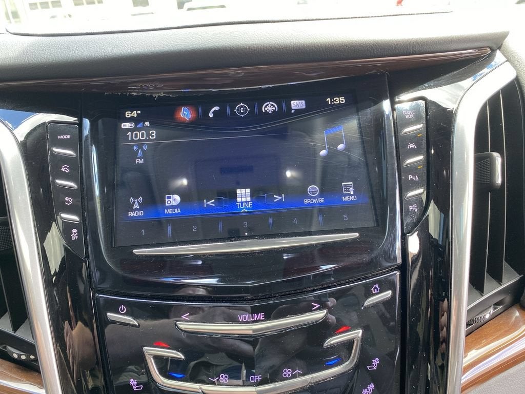 2020 Cadillac Escalade Luxury