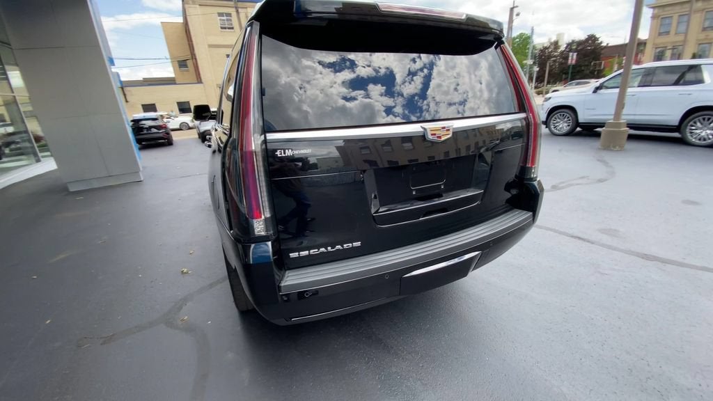 2020 Cadillac Escalade Luxury