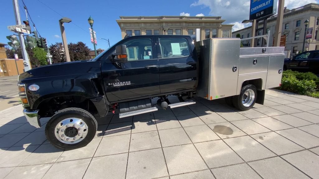 2024 Chevrolet Silverado 5500 HD LT