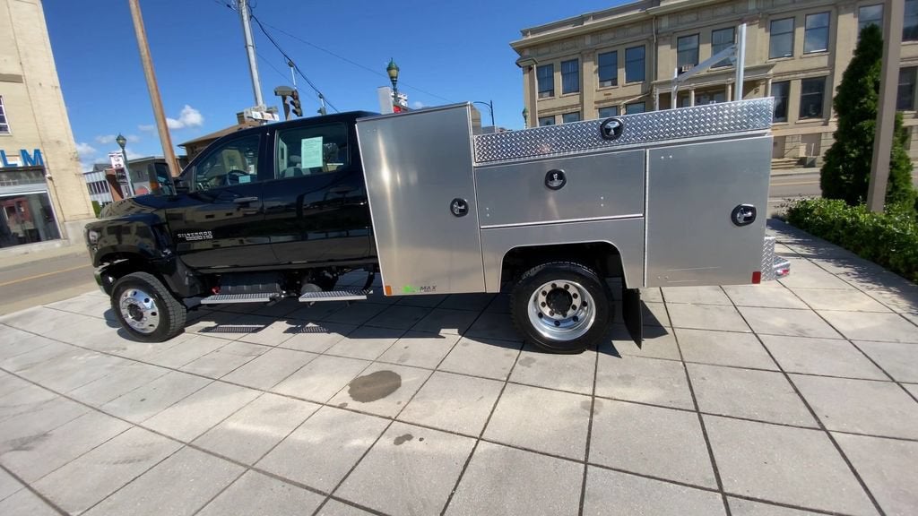 2024 Chevrolet Silverado 5500 HD LT