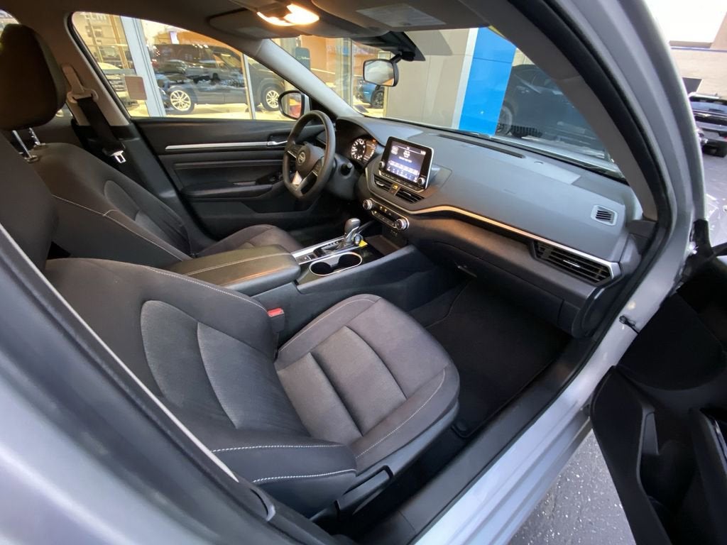 2021 Nissan Altima 2.5 SV