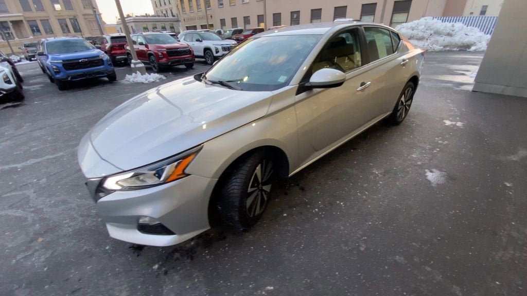 2021 Nissan Altima 2.5 SV