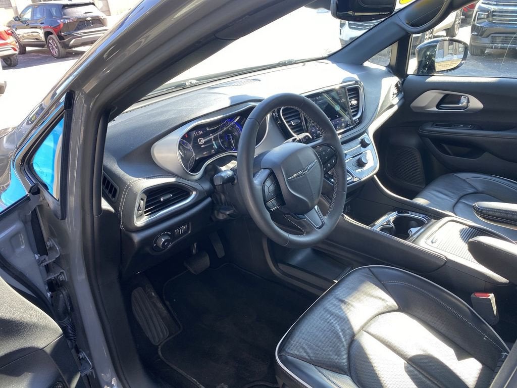 2025 Chrysler Pacifica Limited