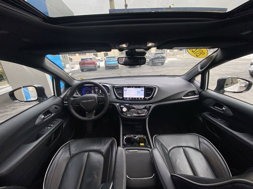 2025 Chrysler Pacifica Limited