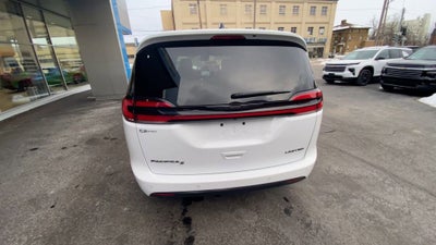 2025 Chrysler Pacifica Limited