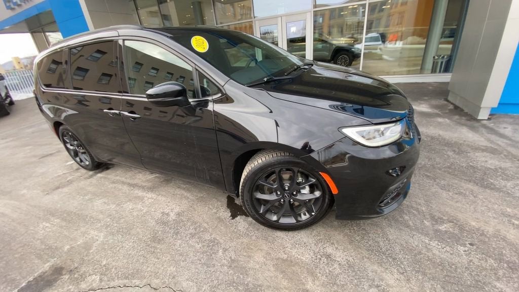 2025 Chrysler Pacifica Limited