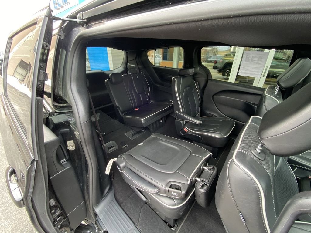 2025 Chrysler Pacifica Limited