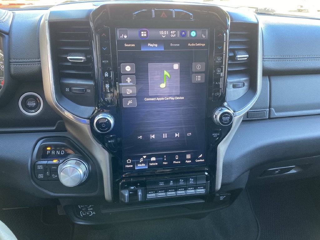 2023 RAM 2500 Laramie Crew Cab 4x4 6'4" Box