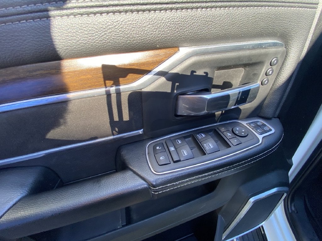 2023 RAM 2500 Laramie Crew Cab 4x4 6'4" Box