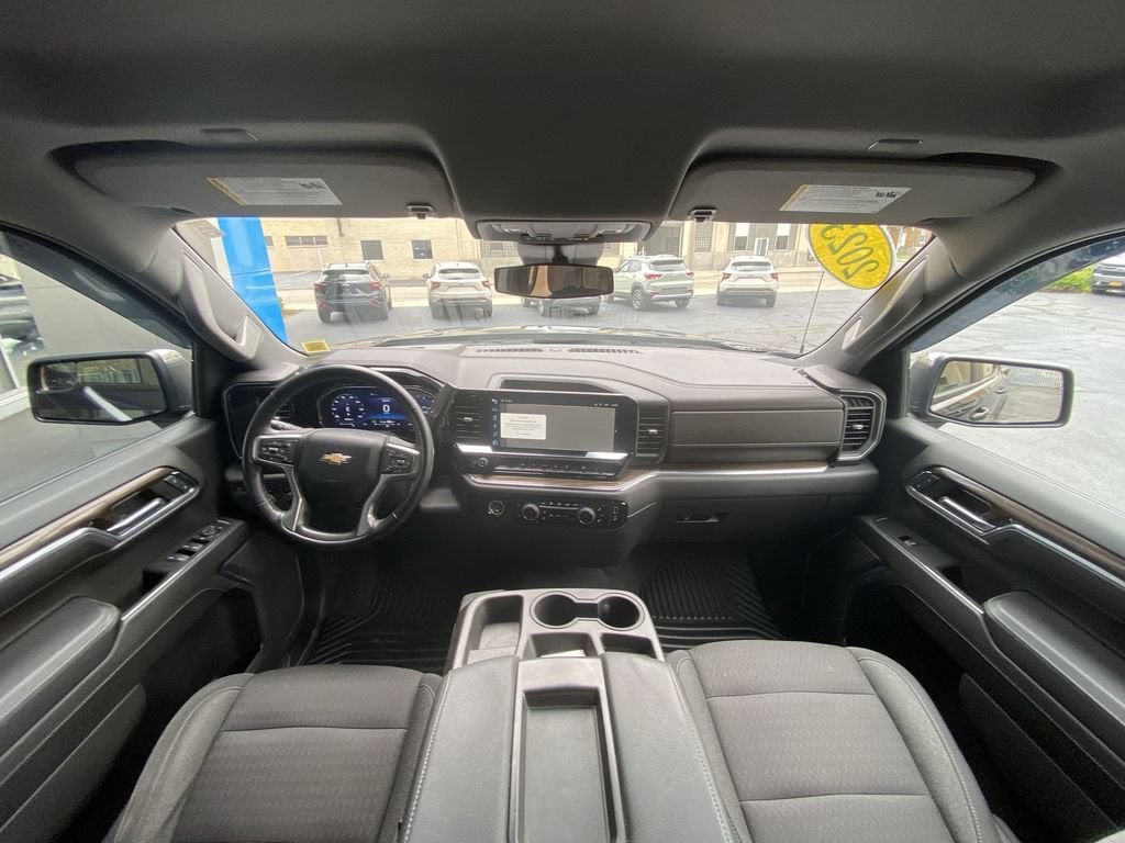 2023 Chevrolet Silverado 1500 LT (2FL)