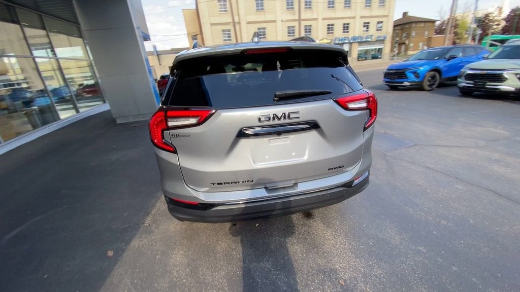 2023 GMC Terrain SLE
