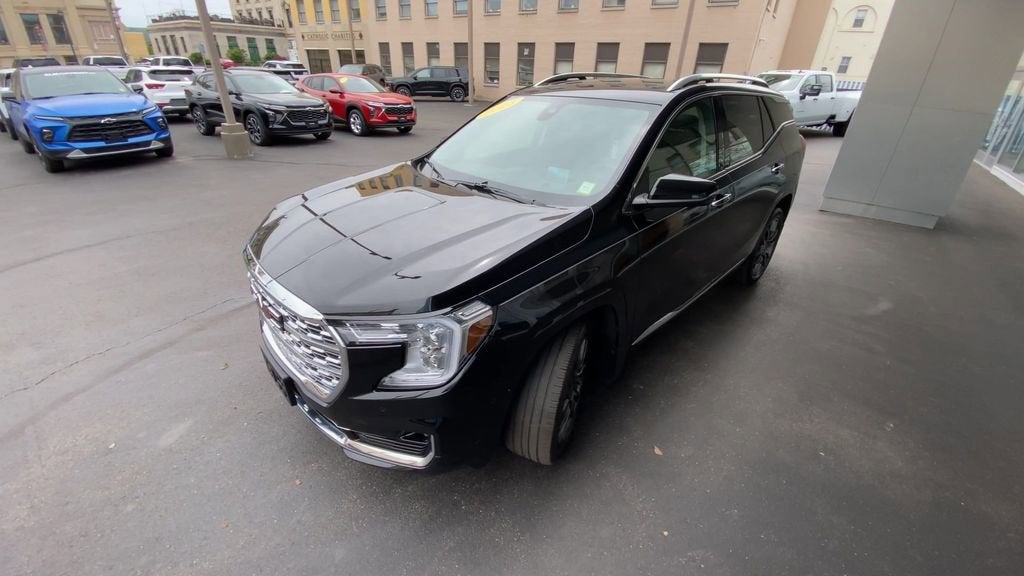 2023 GMC Terrain Denali