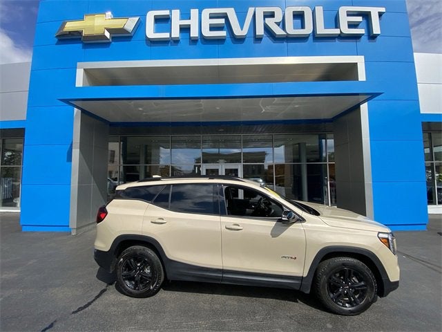 2023 GMC Terrain AT4