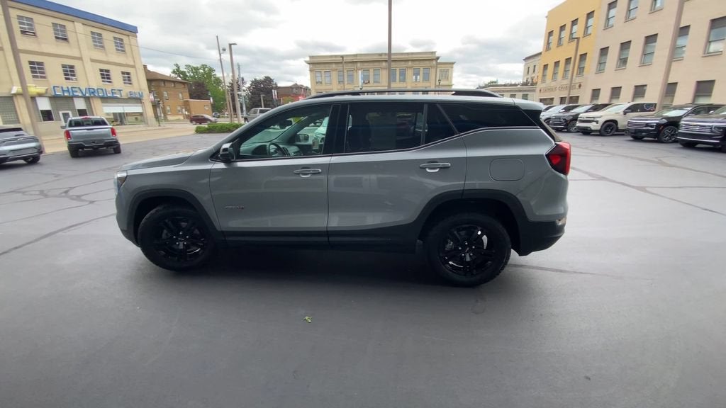2023 GMC Terrain AT4