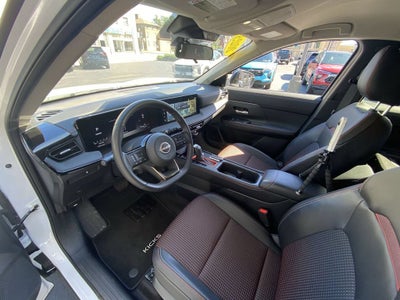 2025 Nissan Kicks SR Intelligent AWD