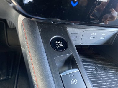2025 Nissan Kicks SR Intelligent AWD