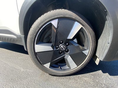 2025 Nissan Kicks SR Intelligent AWD