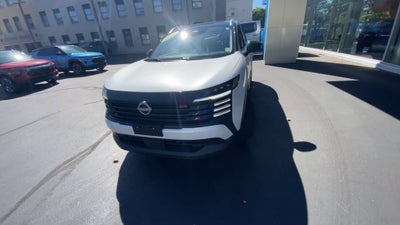 2025 Nissan Kicks SR Intelligent AWD