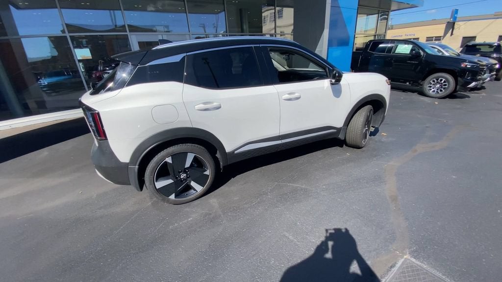 2025 Nissan Kicks SR Intelligent AWD