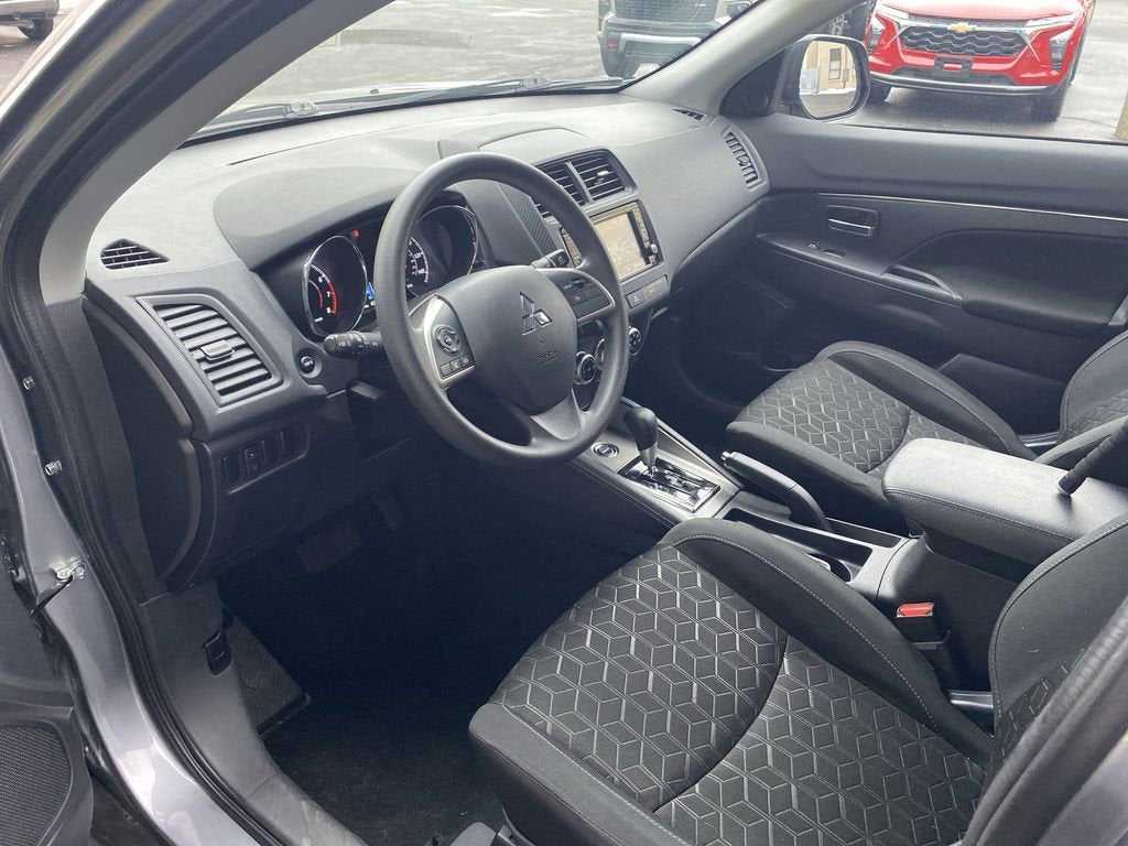 2024 Mitsubishi Outlander Sport S