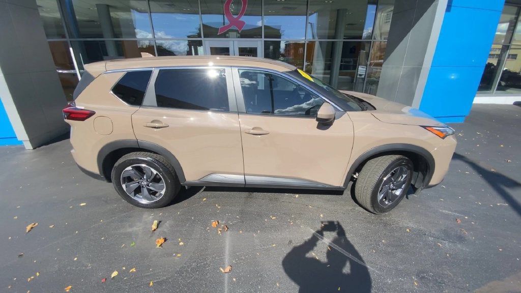 2025 Nissan Rogue SV