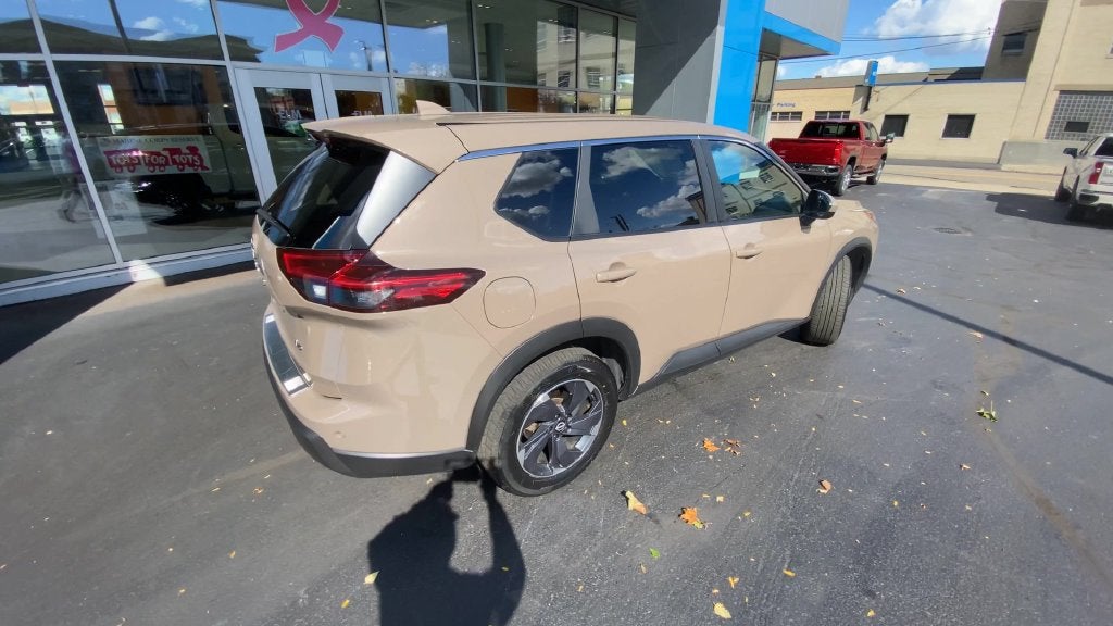 2025 Nissan Rogue SV