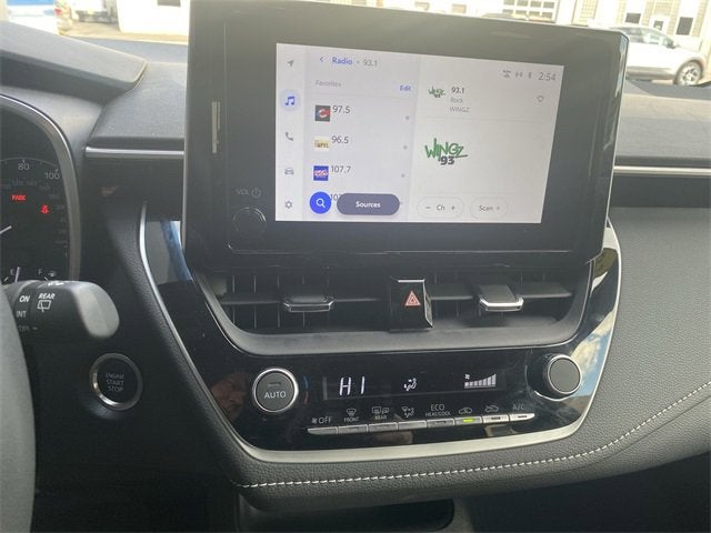 2024 Toyota Corolla Hatchback SE