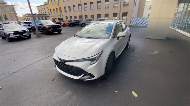 2024 Toyota Corolla Hatchback SE