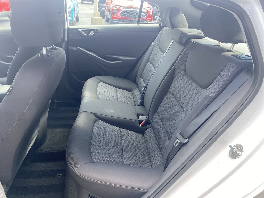 2017 Hyundai Ioniq Hybrid Blue