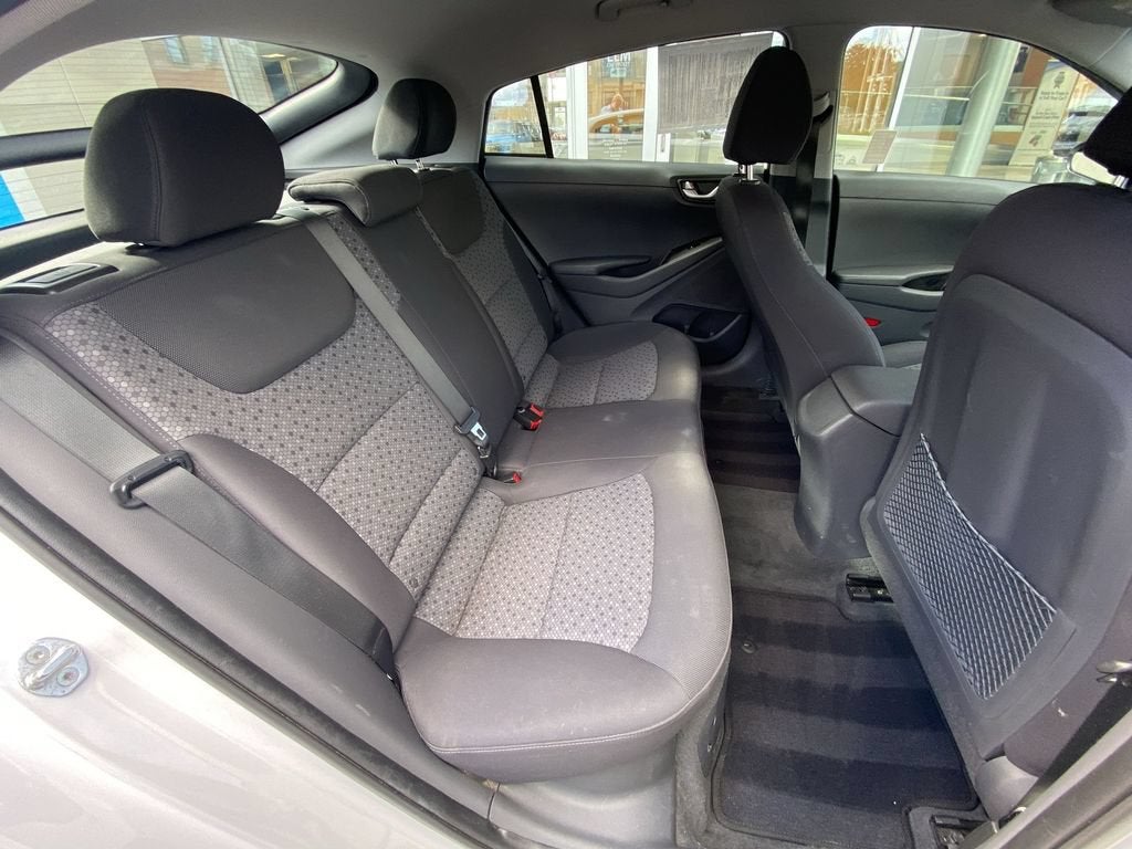 2017 Hyundai Ioniq Hybrid Blue