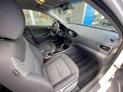 2017 Hyundai Ioniq Hybrid Blue