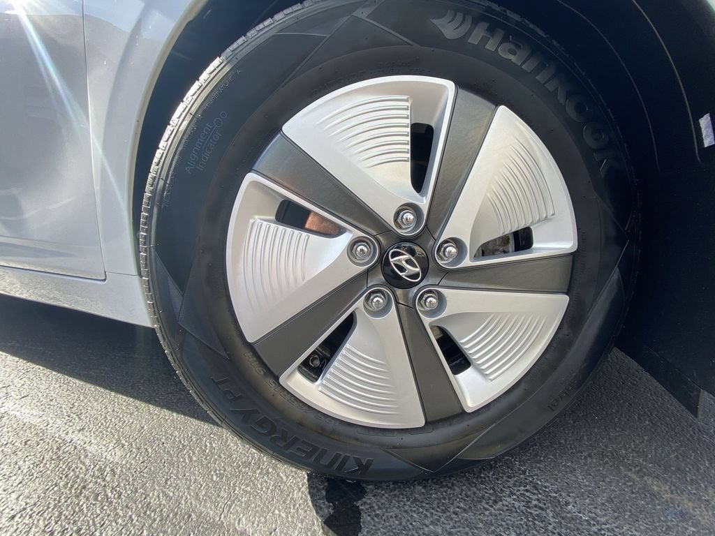 2017 Hyundai Ioniq Hybrid Blue