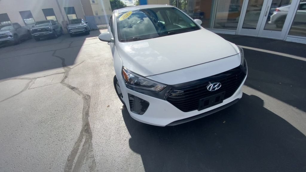 2017 Hyundai Ioniq Hybrid Blue